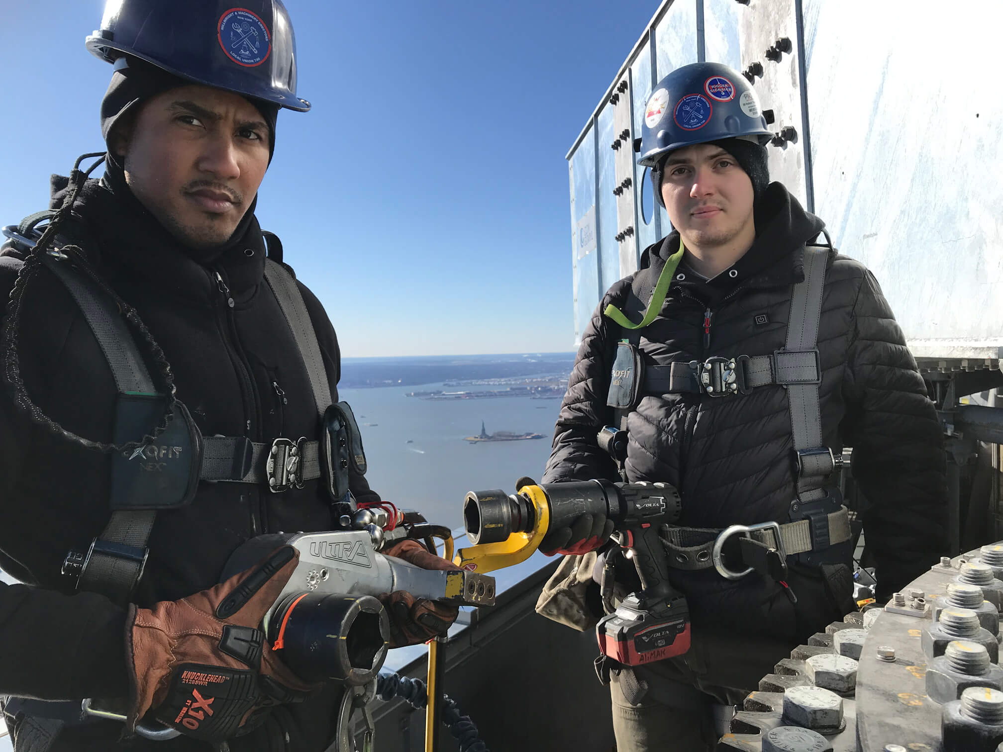 Ironworkers on One World Trade Center using TorcUP hydraulic torque tools